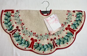 SHABBY CHIC TISCHPLATTE BAUM ROCK 24 IN NATUR ROT GRÜN BAUMWOLLE POLY NEU IN VERPACKUNG - Bild 1 von 3