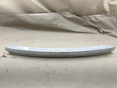 NUEVO Barra de refuerzo de parachoques trasero - 2001-2005 VW Volkswagen Passat 3B0807311A Foto 1 de 4