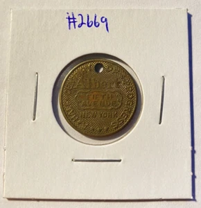 Albert 5th ave NY junior pilot club token - Holed - NEW YORK CITY - Picture 1 of 2