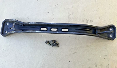 Subchasis de viga de soporte de radiador inferior del motor 98 HONDA PRELUDE 97-01 Foto 1 de 4