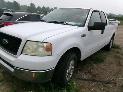 Used Front Right Lower Lower Control Arm Front fits: 2004  Ford f150 pickup Foto 1 de 4