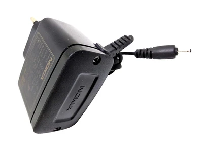 CARICABATTERIE NOKIA AC-3E ORIGINALE DA PARETE CARICATOR 5V JACK 2,5MM CELLULARE - Immagine 1 di 3