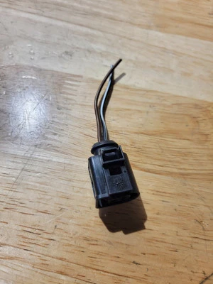 Conector de cableado enchufe coleta 2 pines VW Jetta Golf Audi A3 Passat - 4D0 971 992 A Foto 1 de 4