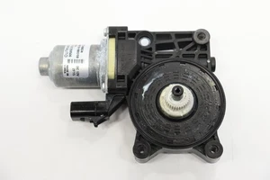 2021 - 2025 TRAILBLAZER Power Window Motor Rh 42654616 - Picture 1 of 8