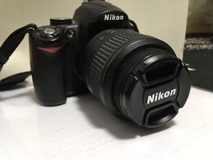Nikon D5000 DSLR Camera, Movable LCD, Used, No Major Scratches - Picture 1 of 4