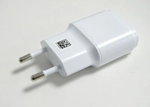 Job Lot 20 x Genuine LG MCS-V01ER 1.2A Travel Charger White European 2-pin Plug - Picture 1 of 1