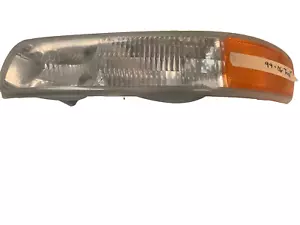 99-06 GM TRUCK LAMP,DAYTIME RUNNING - Picture 1 of 1
