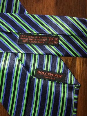 CORBATA CLÁSICA 100 % SEDA ITALIANA PÚRPURA/VERDE/NEGRO RAYAS DOLCEPUNTA PARA HOMBRE IMPECABLE Foto 1 de 3