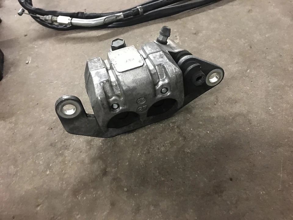 Pinça de freio Yamaha FX Phazer Venture Lite Mtn GT RTX 07 08 09 10 11 carregada - Imagem 1 de 1