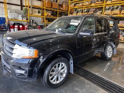Ford Expedition 2007-2017 Left Front Fender With Wheel Lip Moulding FL1Z16006B Foto 1 de 4