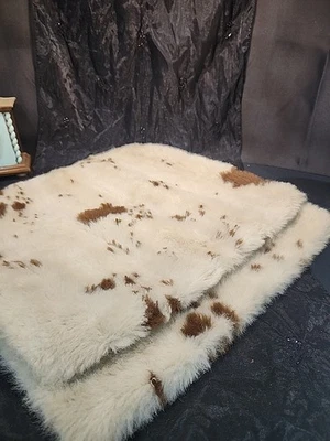 Мировой рынок искусственного меха Western корова печати квадратные наволочки комплект из двух 18 «X 18» - Изображение 1 из 4