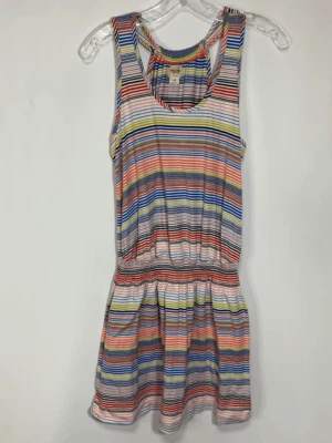 Vestido para mujer Mossimo Supply Co cintura elástica cubierta de natación multicolor mediano Foto 1 de 4