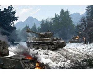 Revell 03508 "World of Tanks" Tiger I (Easy-Click System) 1:72 modellismo - Foto 1 di 6