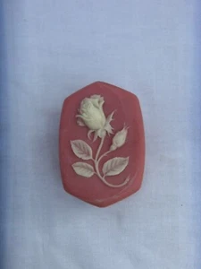 SOAPSTONE w CARVED ROSE TRINKET BOX  by DESIGN GIFTS INTERN'L INC   VINTAGE - Bild 1 von 6