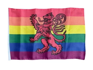 RAINBOW LEON RAMPANT SCOTLAND LGBTQ 18" X 12" BANDERA barcos orgullo gay - Imagen 1 de 1