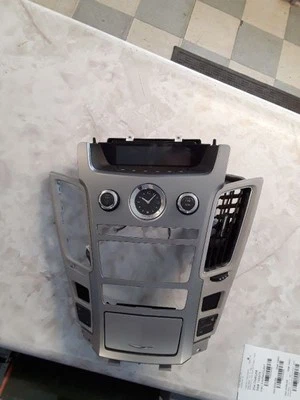 Radio bisel de tablero Cadillac CTS SEDÁN 2008 438058 Foto 1 de 4