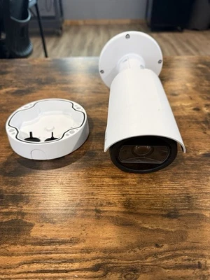 Axis P1465-LE 29mm  |  Network Bullet Camera  |  FREE SHIPPING  |  w/Back Box - Image 1 of 4