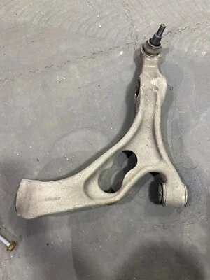 Querlenker vorne unten rechts und links Porsche Cayenne 4.2 diesel - Bild 1 von 4