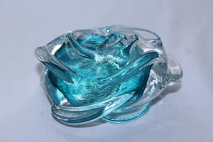 Rose Flower Shaped Paperweight Blue and Clear Art Glass 3" - Picture 1 of 14
