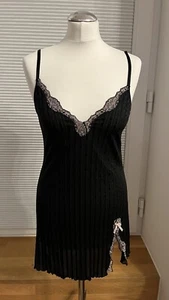 Passionata: Raffiniertes Nachthemd Nachtkleid in Schwarz Rosa Gr. M Neuwertig - Bild 1 von 7