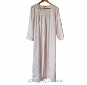 CHRISTIAN DIOR Vintage Nachthemd rosa Satin Gr. S Spitzenbesatz Baumwolle gefüttert Damen - Bild 1 von 9