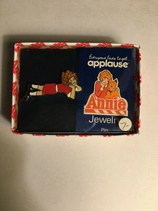 Little Orphan Annie Pin,  New Applause/Knickerbocker 1982 - Picture 1 of 6