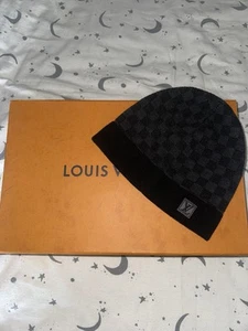Louis Vuitton Petit Damien Beanie Black - Picture 1 of 4