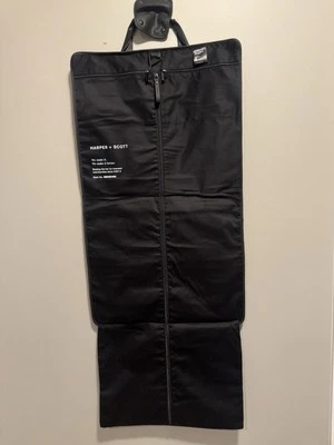 Harper + Scott Garment Bag with Extra 2 Pockets for Travel, Gusseted Suit Cover - Image 1 of 2
