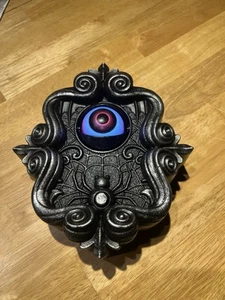 Hyde & Eek! Sound aktivierte Spooky Eye animierte Halloween Türklingel. - Bild 1 von 6