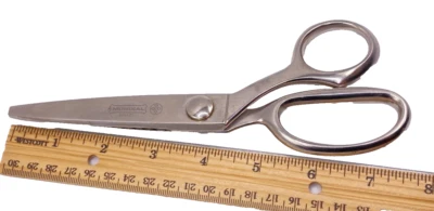 Vintage Mundial Pinking Dressmaker Sewing Scissors Shears 7-1/2 inch Brazil - Image 1 of 4