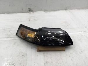 2001-04 MUSTANG RH HEADLIGHT - GLOSS HOUSING - Picture 1 of 8