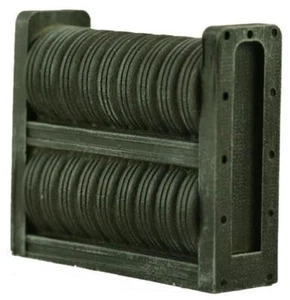 Reifenträger beladen mit Reifen Maßstab O fertige Details 2 Stück Maßstab 1/48 - Bild 1 von 1