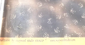 "Solitaire" Baby blue with tiny flower Maywood Studio EESCO 1 yard - Picture 1 of 5