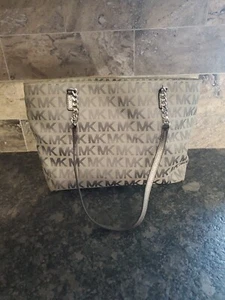Michael Kors Signature Coated Canvas Grey With Chain Tote Bag NICE! - Picture 1 of 7