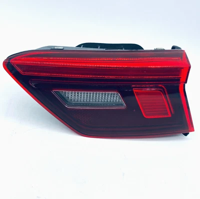 Оригинальный светодиодный задний фонарь для правостороннего пассажира 2018–2024 VW Volkswagen Tiguan 5nn945094 - Изображение 1 из 4