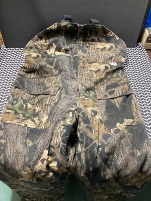 Vintage Gander Mountain Bibs Insulated XL Mossy oak breakup Guide Series Canada - Image 1 of 4