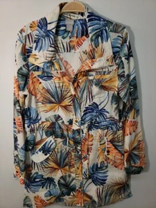 NWT Chicos 100% Linen Utility Jacket Palm Tropical Print Size 1 (8/10) Pockets - Picture 1 of 10