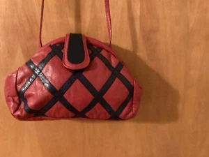 Vintage FIFTH AVENUE HANDBAGS Red & Navy Leather Shoulder Crossbody Bag Purse - Picture 1 of 5