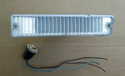 81 82 83 84 OLDSMOBILE CUTLASS SUPREME 2 dr Turn Signal Parking Lamp Light LH - Image 1 of 4