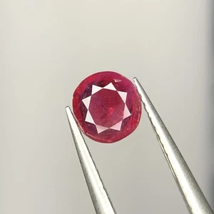 0.90 carat Natural Red Ruby Loose Gemstone Faceted Oval cut From Afghanistan - Picture 1 of 9