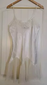 Vintage Victorias Secret Gold Etikett weiß seidig Braut Dessous Größe M - Bild 1 von 6