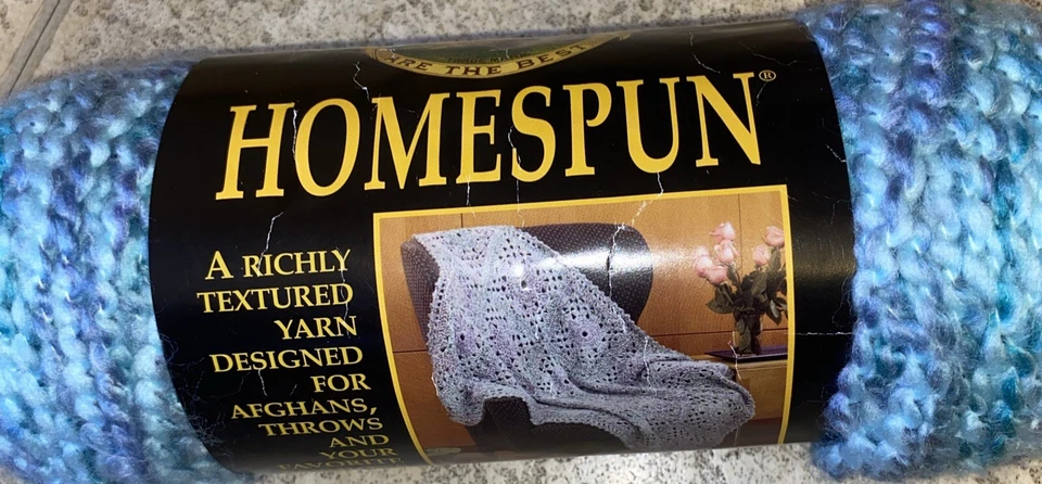 1 Skein Lion BRAND Homespun Yarn 023032793290 Waterfall