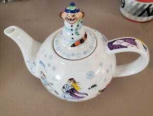 Paul Cardew Alice In Wonderland Teapot Winter Theme -  With Top RARE Disneyana