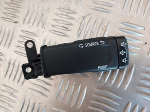 Commande radio au volant - RENAULT CLIO V (5) - De 04-2019 - Picture 1 of 2