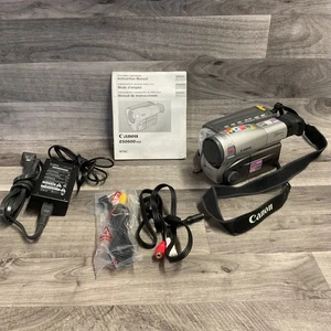 Canon ES8600 ES8600A Hi8 8mm Camcorder 22x Optical Zoom - Bundle - Works Great - Picture 1 of 17