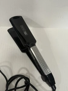 Infiniti Pro Conair 2” Flat Iron Working Great ! Heats Up Quickly - Picture 1 of 8