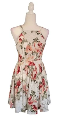 Charlotte Russ White Lace Summer Dress With Red Roses Green Leaves Size M - Image 1 of 4