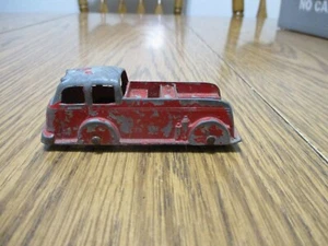 RED FIRE TRUCK / ENGINE - VINTAGE TOOTSIE TOYS 3" DIE-CAST - Picture 1 of 8