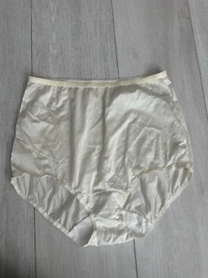 Shadowline Bragas Mujer’s Calzoncillo Completo Sin Costuras Nylon Suave Talla 7 Marfil Foto 1 de 4