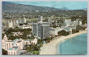 Outrigger Hotel at Waikiki Beach Hawaii Posted 1971 Postcard - Picture 1 of 2